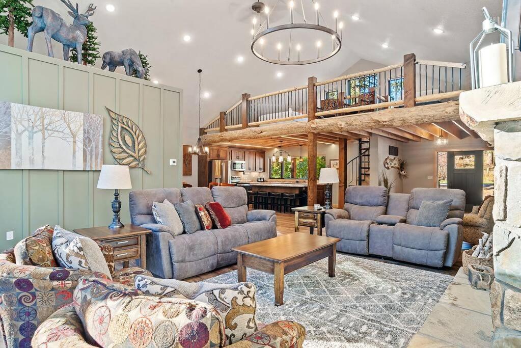 The Haven-Rustic Secluded Cabin Custer Exterior photo