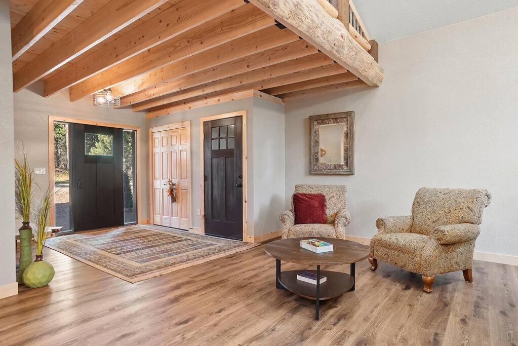 The Haven-Rustic Secluded Cabin Custer Exterior photo